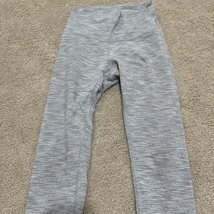 Lululemon align 21” crop leggings in Nimbus size 4